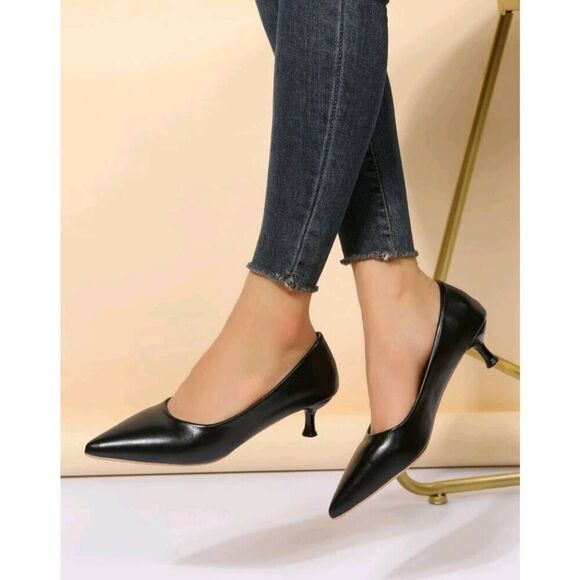 2/$30 Size 7.5 Ladies Black Kitty Pointed Toe Heels - Picture 5 of 7